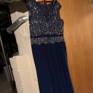 Size 18 prom dress